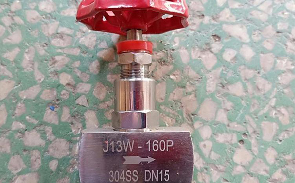 內(nèi)螺紋針型閥J13W實物圖1 內(nèi)螺紋針型閥J13W